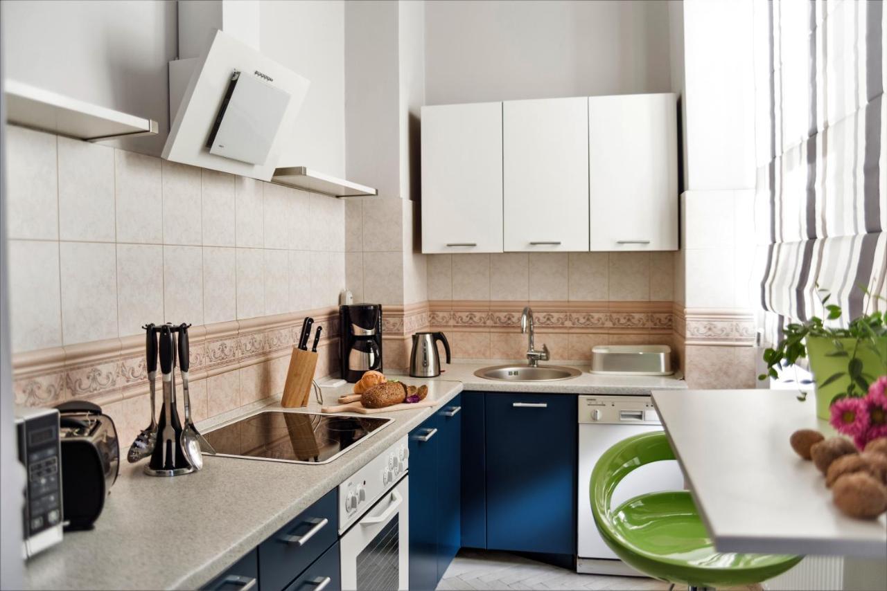 Appartamento Apartament Chmielna Bis Varsavia Esterno foto