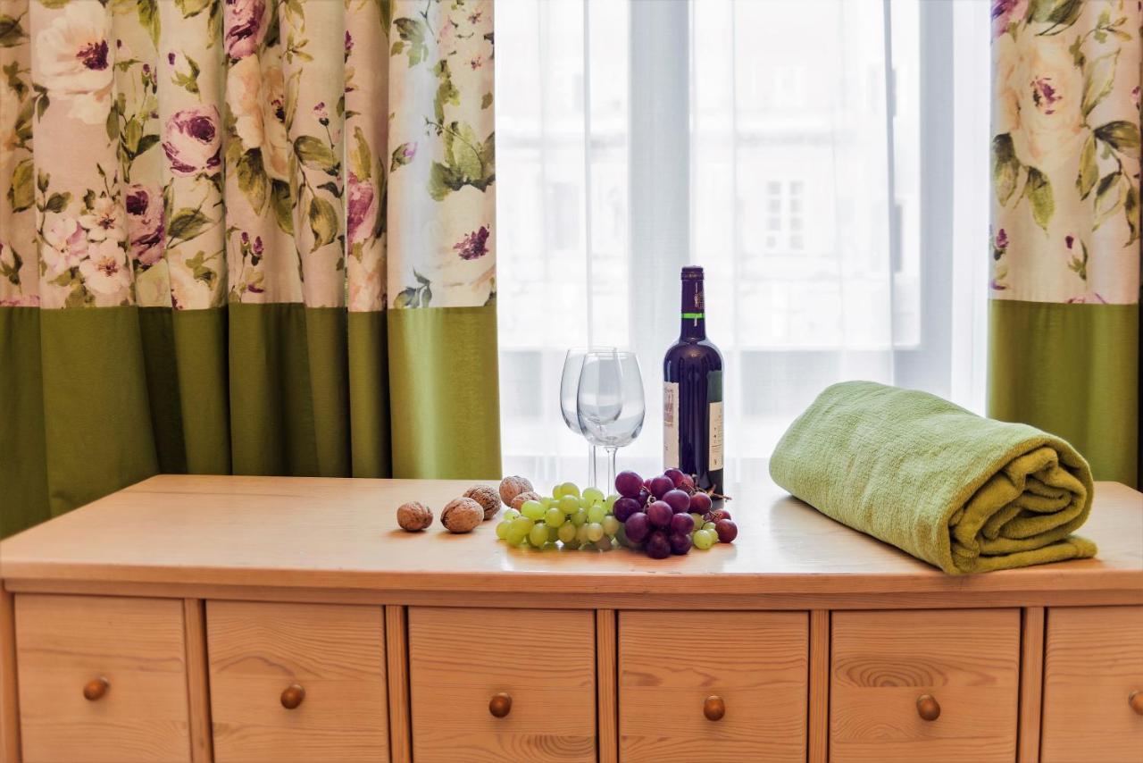 Appartamento Apartament Chmielna Bis Varsavia Esterno foto
