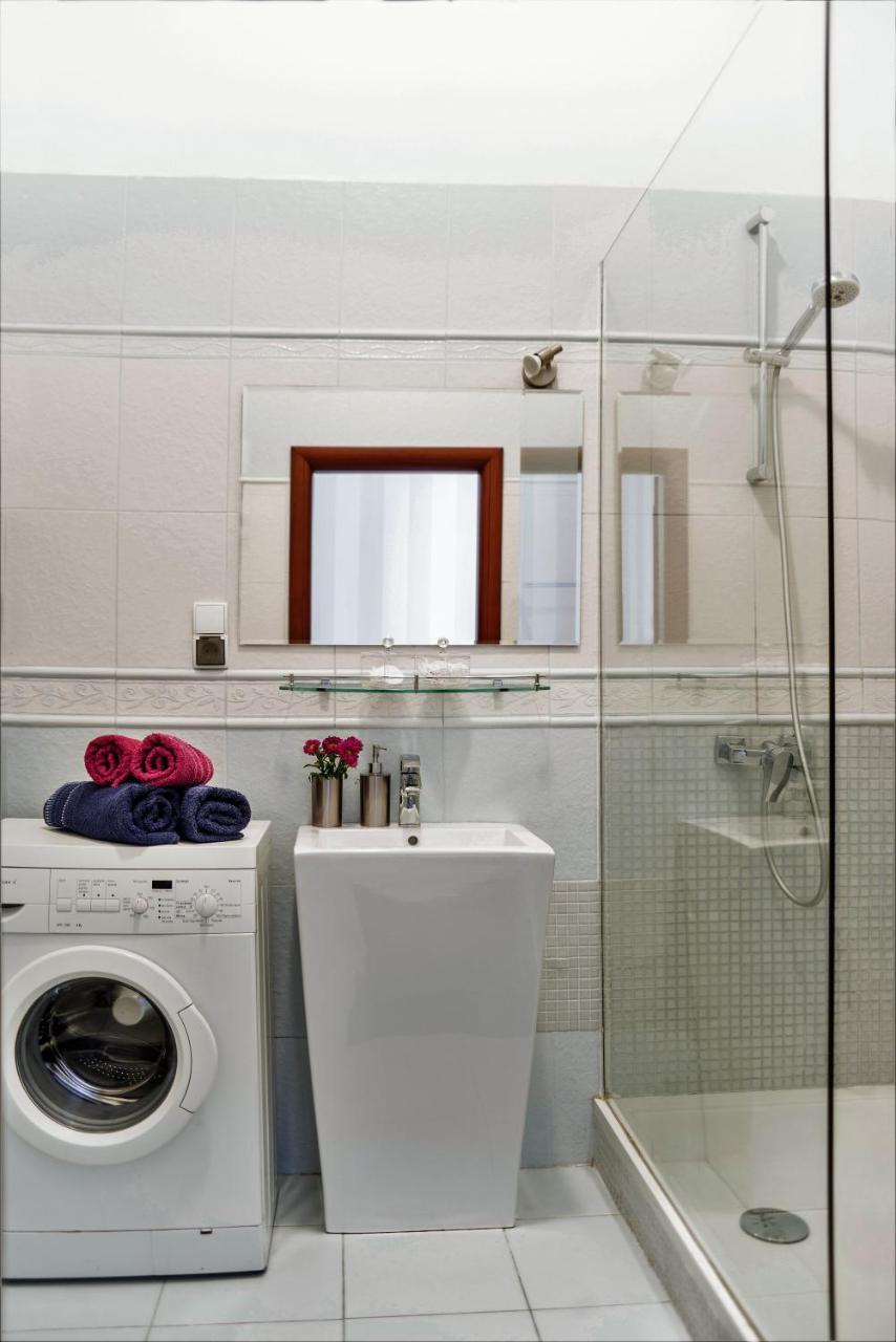 Appartamento Apartament Chmielna Bis Varsavia Esterno foto