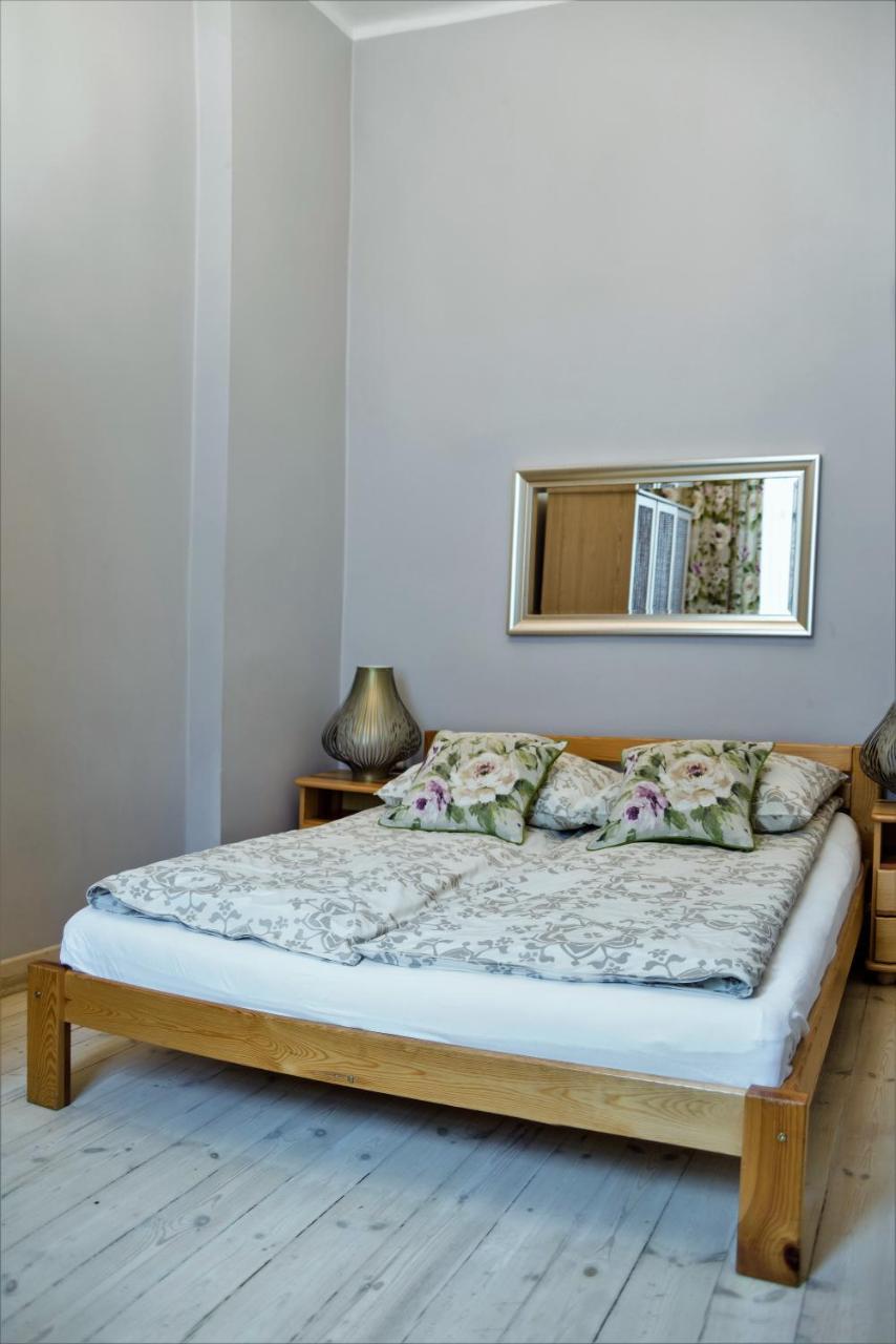 Appartamento Apartament Chmielna Bis Varsavia Esterno foto